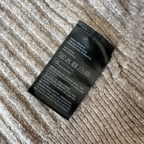 H&M Cozy Ribbed Knit Cardigan - Picture 7 of 7